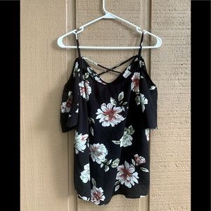 Black Kaileigh cold shoulder top